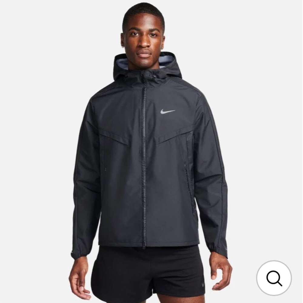 NIKE MEN'S WINDRUNNER STORM-FIT RUNNING JACKET - Picture 1 of 6